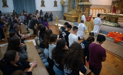 Católicos algarvios voltam a rezar dia e noite para que surjam padres e religiosos