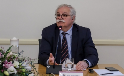 Rui Portugal deu «aula» de saúde pública em Loulé