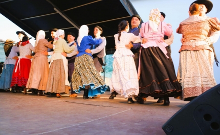 «Festival de Folclore de Portimão» promove a cultura tradicional portuguesa 