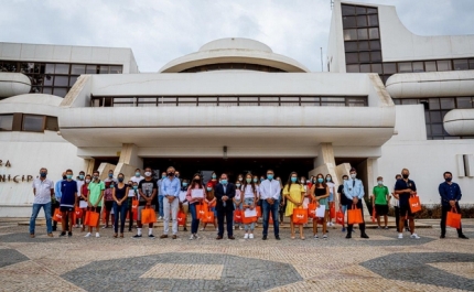 MUNICÍPIO DE ALBUFEIRA ASSINALA DIA INTERNACIONAL DA JUVENTUDE COM RECEÇÃO NOS PAÇOS DO CONCELHO