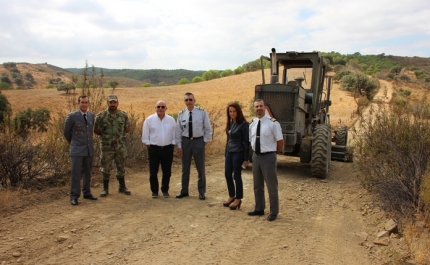 Município de Castro Marim e Regimento de Engenharia Militar visitam reabilitação de caminhos agrícolas 