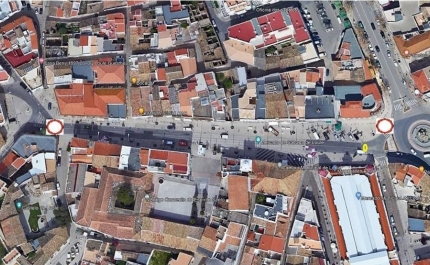 Praça da República encerrada ao trânsito automóvel aos fins de semana