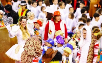 ALBUFEIRA ULTIMA PREPARATIVOS PARA CARNAVAL COM «FOLIA MARAFADA», MUITO «TRAPALHÃO» E BAILE DE FANTASIA