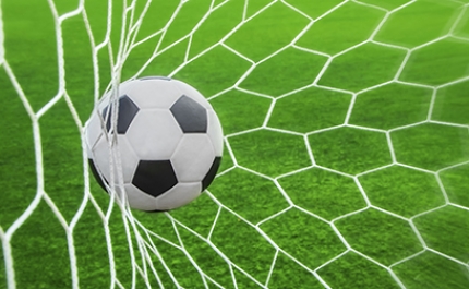 Farense ganha primeira «final» ao rival Atlético na luta pela manutenção