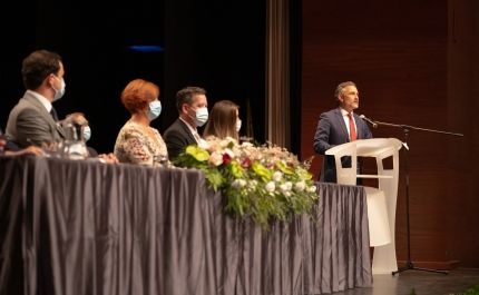 Câmara e Assembleia Municipal de Olhão tomam posse