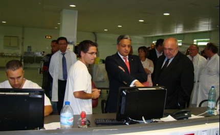 MINISTRO VISITA HOSPITAL DE PORTIMÃO E ANUNCIA MAIS PROFISSIONAIS DE SAÚDE PARA A REGIÃO