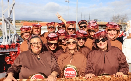 Lagos entra no espírito de Carnaval