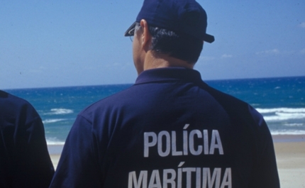 Mulher morre na praia dos Olhos de Água