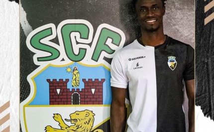 Avançado Idrissa Sylla reforça Farense por uma época