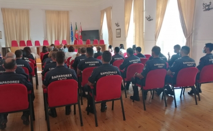Município de Faro contrata 34 novos funcionários