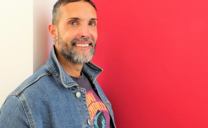 Nuno Guerreiro, apresenta o novo tema «Ir em Cantigas» do álbum «Na Hora Certa»