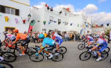 Volta ao Algarve com número recorde de equipas do WorldTeam