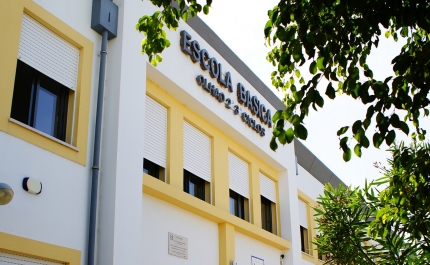 Escolas João da Rosa assinalam hoje Dia do Agrupamento