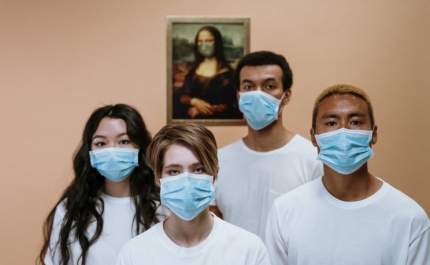 Infetado com Covid sem fazer teste? Máscaras brilham ao detetar vírus