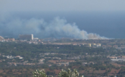 Albufeira | Novo incêndio lavra junto à Praia (Atualizado)