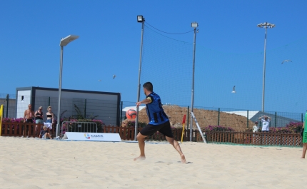 Liga Algarve Futebol de Praia: Quatro finalistas disputam troféu em Lagoa