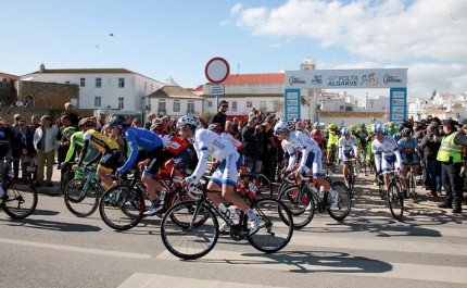 1ª etapa da Volta ao Algarve em Bicicleta termina em Lagos