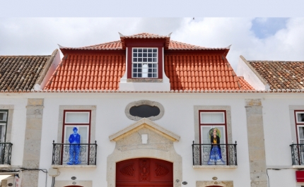 Arte espreita nas janelas e varandas da Eurocidade do Guadiana
