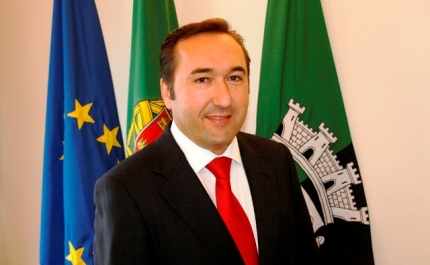 VÍTOR GUERREIRO REFORÇA PEDIDO DE REGIME EXCECIONAL DE CONTRATAÇÃO DE PESSOAL AO GOVERNO