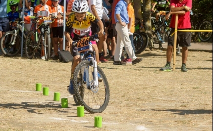 BTT Loulé/BPI venceu o encontro nacional de escolas de ciclismo 2016 na vertente de BTT 