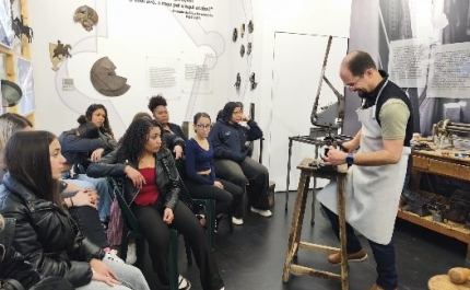 MUNICÍPIO DE SILVES PROPORCIONA, AOS JOVENS ALUNOS DO CONCELHO,  EXPERIÊNCIAS DE APRENDIZAGEM COM OS ARTESÃOS LOCAIS