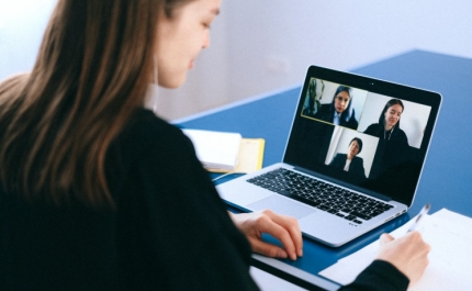 Teletrabalho: criatividade fica mais limitada nas videochamadas