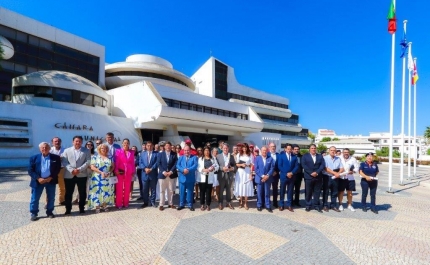 Inauguração das obras da escadaria do Peneco e reconhecimento a instituições em destaque no Dia do Município