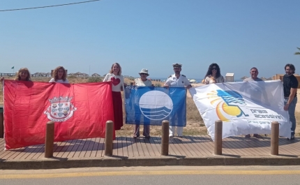 Silves renova o compromisso com a Sustentabilidade ao hastear as Bandeiras Azul e Praia Acessível