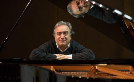 Estreia mundial do concerto a 4 mãos com Mário Laginha e Armando Mota marca o início do 1.º Festival de Piano do Algarve