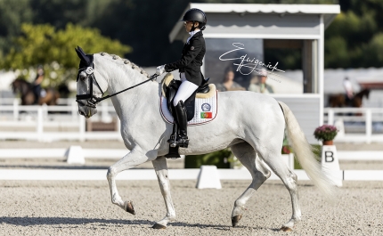 Leonor Coelho & Esguia no European Championships Dressage Children & U-25 2022, na Hungria