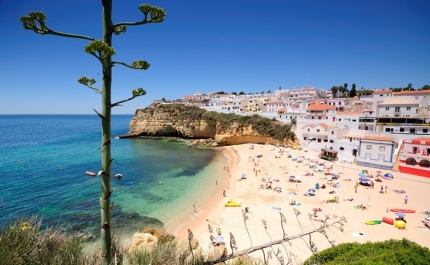 Praia de Carvoeiro eleita «A Melhor da Europa»