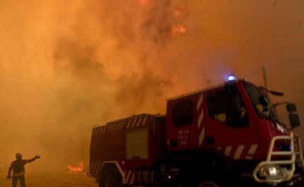 Meios aéreos reforçam combate a fogo em Monchique