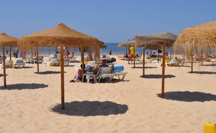 Monte Gordo no «top 10» dos destinos turísticos do Verão 2015