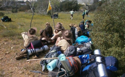 Escoteiros de Quelfes comemoram 17º aniversário com acampamento