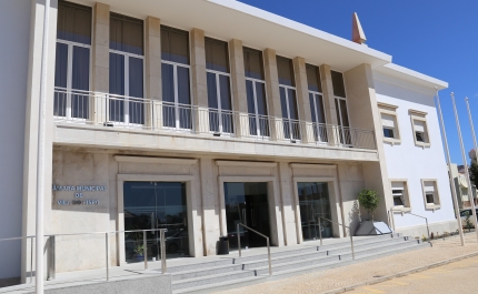 Município de Vila do Bispo entrega cabazes de Natal a famílias em situação de vulnerabilidade