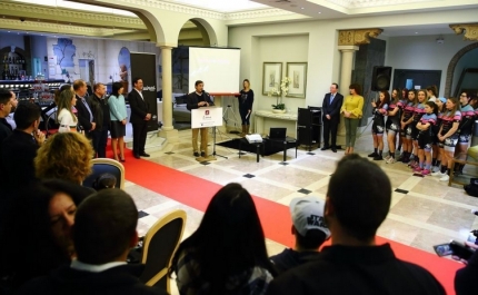 5 QUINAS/MUNICÍPIO DE ALBUFEIRA APRESENTOU EQUIPA PARA 2017