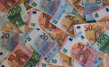 Euro assinala hoje 20 anos de circulação