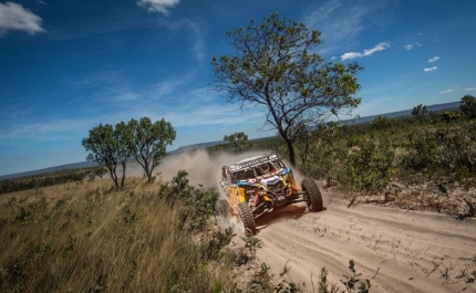 João Monteiro / Victor Melo Dupla vai alinhar no Rally dos Sertões