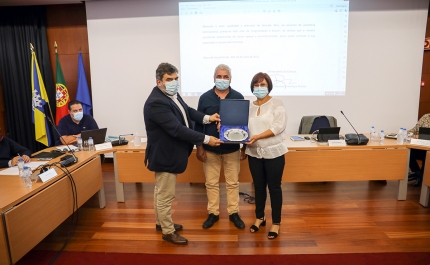 Câmara Municipal de Lagos congratula Gonçalo Silva  pela distinção alcançada em Paris