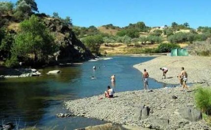 Câmara de Castro Marim aprova adjudicação de praia fluvial em Odeleite