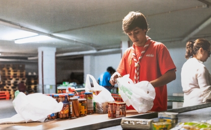 Exposição «Alimente esta Ideia» do Banco Alimentar Contra a Fome do Algarve em exibição na EMARP
