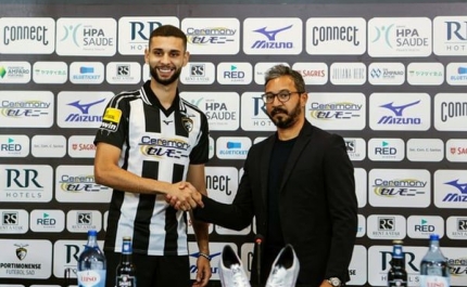 Central brasileiro Wagner Leonardo assina pelo Portimonense até 2025