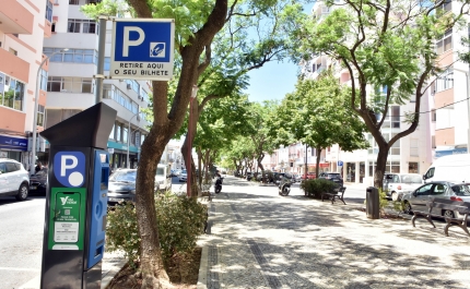  PARQUEAMENTO TARIFADO COM NOVAS REGRAS EM LOULÉ E VALE DO LOBO