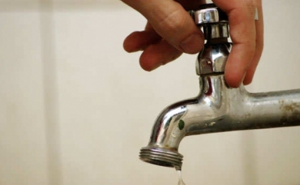 Várias zonas de Vila do Bispo com falhas no abastecimento de água após rotura de conduta