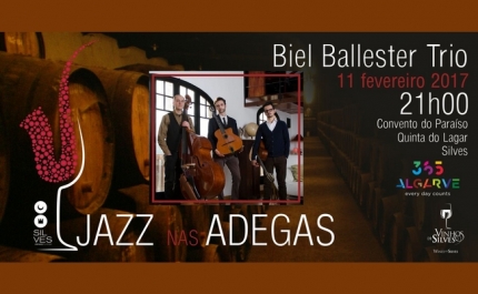 «JAZZ NAS ADEGAS» TRAZ BIEL BALLESTER TRIO AO CONVENTO DO PARAÍSO