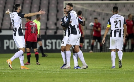 Portimonense resolveu eliminatória em Penafiel na primeira parte