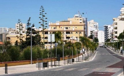 Portimão tem luz verde para avançar com videovigilância na Praia da Rocha e nos acessos à cidade