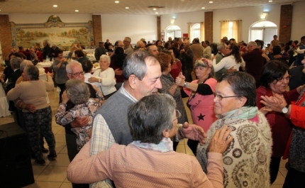 Convívio de Natal reúne 600 seniores de Castro Marim 