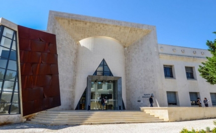 CENTER FOR WORLD UNIVERSITY RANKINS COLOCA UALG ENTRE TOP MUNDIAL DE UNIVERSIDADES