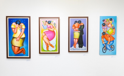 Exposição «Famílias Felizes, Pessoas Felizes» em exibição na EMARP